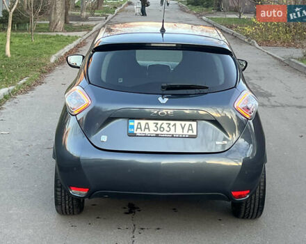 Сірий Рено Зое, об'ємом двигуна 0 л та пробігом 121 тис. км за 9500 $, фото 6 на Automoto.ua