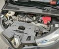 Серый Рено Зое, объемом двигателя 0 л и пробегом 95 тыс. км за 9750 $, фото 41 на Automoto.ua
