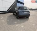Серый Рено Зое, объемом двигателя 0 л и пробегом 137 тыс. км за 9600 $, фото 11 на Automoto.ua