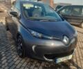 Серый Рено Зое, объемом двигателя 0 л и пробегом 72 тыс. км за 8800 $, фото 1 на Automoto.ua