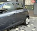 Серый Рено Зое, объемом двигателя 0 л и пробегом 155 тыс. км за 9999 $, фото 33 на Automoto.ua