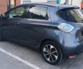 Серый Рено Зое, объемом двигателя 0 л и пробегом 140 тыс. км за 9777 $, фото 18 на Automoto.ua