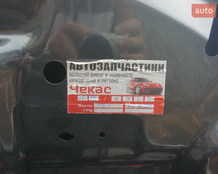 Серый Рено Зое, объемом двигателя 0 л и пробегом 78 тыс. км за 10000 $, фото 57 на Automoto.ua