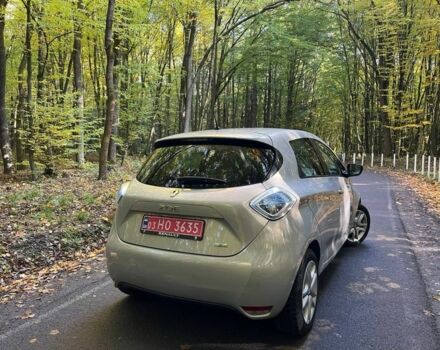 Сірий Рено Зое, об'ємом двигуна 0 л та пробігом 71 тис. км за 9600 $, фото 8 на Automoto.ua