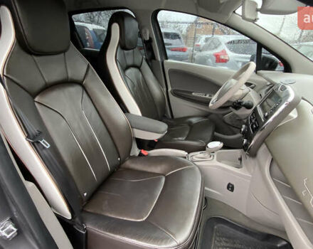 Сірий Рено Зое, об'ємом двигуна 0 л та пробігом 85 тис. км за 9600 $, фото 29 на Automoto.ua