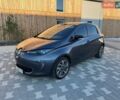 Серый Рено Зое, объемом двигателя 0 л и пробегом 256 тыс. км за 8999 $, фото 1 на Automoto.ua