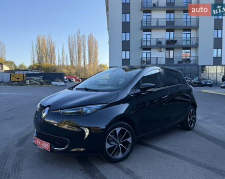 Серый Рено Зое, объемом двигателя 0 л и пробегом 21 тыс. км за 10446 $, фото 1 на Automoto.ua