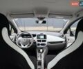 Серый Рено Зое, объемом двигателя 0 л и пробегом 62 тыс. км за 9500 $, фото 27 на Automoto.ua