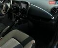 Серый Рено Зое, объемом двигателя 0 л и пробегом 118 тыс. км за 9400 $, фото 9 на Automoto.ua