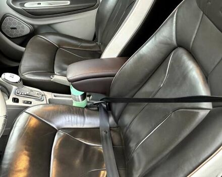 Серый Рено Зое, объемом двигателя 0 л и пробегом 148 тыс. км за 9500 $, фото 1 на Automoto.ua