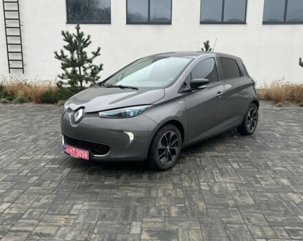 Серый Рено Зое, объемом двигателя 0 л и пробегом 85 тыс. км за 9400 $, фото 5 на Automoto.ua