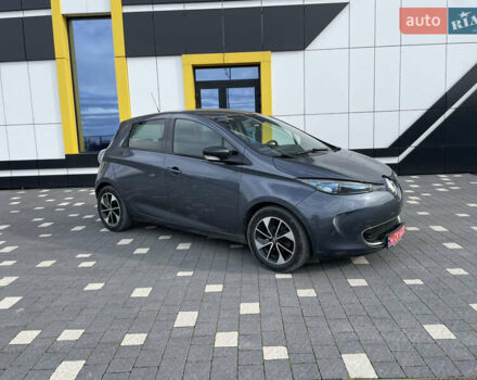 Рено Зое 2017 в Тернополе на Automoto.ua Серый Рено Зое, объемом двигателя 0 л и пробегом 130 тыс. км за 9200 $, фото 1 на Automoto.ua