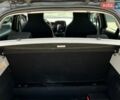 Серый Рено Зое, объемом двигателя 0 л и пробегом 118 тыс. км за 9400 $, фото 8 на Automoto.ua