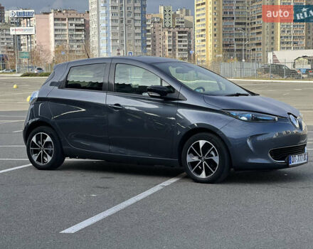 Серый Рено Зое, объемом двигателя 0 л и пробегом 160 тыс. км за 8700 $, фото 3 на Automoto.ua