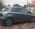 Серый Рено Зое, объемом двигателя 0 л и пробегом 78 тыс. км за 10000 $, фото 6 на Automoto.ua