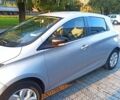 Серый Рено Зое, объемом двигателя 0 л и пробегом 310 тыс. км за 7500 $, фото 27 на Automoto.ua