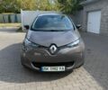 Серый Рено Зое, объемом двигателя 0 л и пробегом 129 тыс. км за 10300 $, фото 2 на Automoto.ua