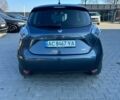 Серый Рено Зое, объемом двигателя 0 л и пробегом 121 тыс. км за 8600 $, фото 8 на Automoto.ua