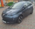 Серый Рено Зое, объемом двигателя 0 л и пробегом 114 тыс. км за 10800 $, фото 2 на Automoto.ua
