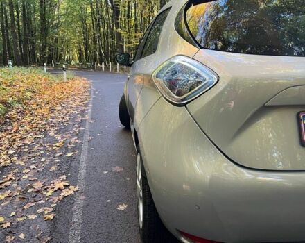 Сірий Рено Зое, об'ємом двигуна 0 л та пробігом 71 тис. км за 9600 $, фото 6 на Automoto.ua