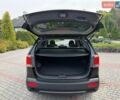Серый Рено Зое, объемом двигателя 0 л и пробегом 128 тыс. км за 10150 $, фото 2 на Automoto.ua