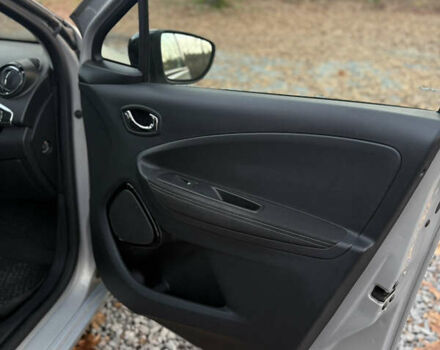 Сірий Рено Зое, об'ємом двигуна 0 л та пробігом 160 тис. км за 8499 $, фото 9 на Automoto.ua