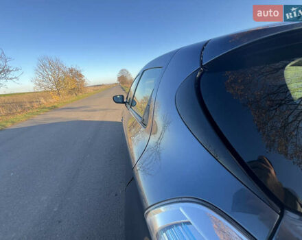 Серый Рено Зое, объемом двигателя 0 л и пробегом 108 тыс. км за 8500 $, фото 36 на Automoto.ua