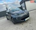 Серый Рено Зое, объемом двигателя 0 л и пробегом 48 тыс. км за 9800 $, фото 4 на Automoto.ua