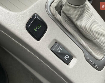 Сірий Рено Зое, об'ємом двигуна 0 л та пробігом 85 тис. км за 9600 $, фото 49 на Automoto.ua