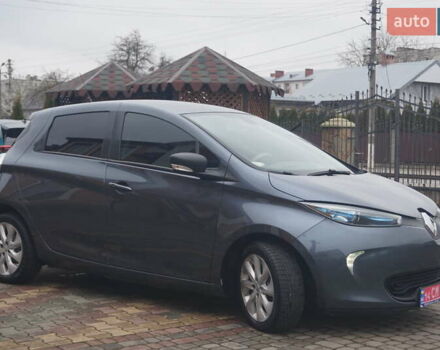 Серый Рено Зое, объемом двигателя 0 л и пробегом 182 тыс. км за 8200 $, фото 5 на Automoto.ua