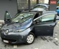Серый Рено Зое, объемом двигателя 0 л и пробегом 155 тыс. км за 9999 $, фото 2 на Automoto.ua