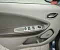 Серый Рено Зое, объемом двигателя 0 л и пробегом 95 тыс. км за 9750 $, фото 51 на Automoto.ua