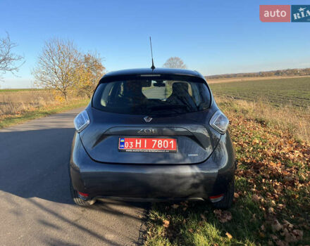 Серый Рено Зое, объемом двигателя 0 л и пробегом 108 тыс. км за 8500 $, фото 53 на Automoto.ua