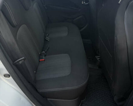 Сірий Рено Зое, об'ємом двигуна 0 л та пробігом 160 тис. км за 8499 $, фото 14 на Automoto.ua