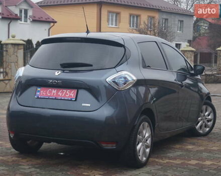 Серый Рено Зое, объемом двигателя 0 л и пробегом 182 тыс. км за 8200 $, фото 9 на Automoto.ua