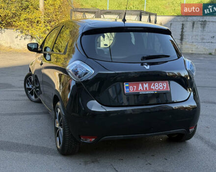 Серый Рено Зое, объемом двигателя 0 л и пробегом 21 тыс. км за 10446 $, фото 4 на Automoto.ua