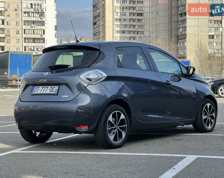 Серый Рено Зое, объемом двигателя 0 л и пробегом 160 тыс. км за 8700 $, фото 6 на Automoto.ua