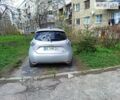 Серый Рено Зое, объемом двигателя 0 л и пробегом 310 тыс. км за 7500 $, фото 11 на Automoto.ua