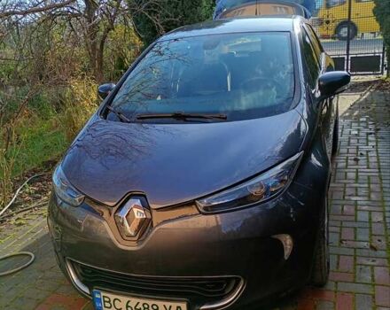 Серый Рено Зое, объемом двигателя 0 л и пробегом 112 тыс. км за 10500 $, фото 1 на Automoto.ua