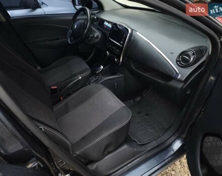 Сірий Рено Зое, об'ємом двигуна 0 л та пробігом 154 тис. км за 7900 $, фото 13 на Automoto.ua