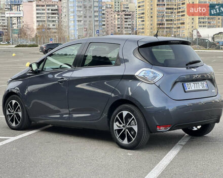 Серый Рено Зое, объемом двигателя 0 л и пробегом 160 тыс. км за 8700 $, фото 23 на Automoto.ua