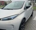 Серый Рено Зое, объемом двигателя 0 л и пробегом 150 тыс. км за 9700 $, фото 2 на Automoto.ua