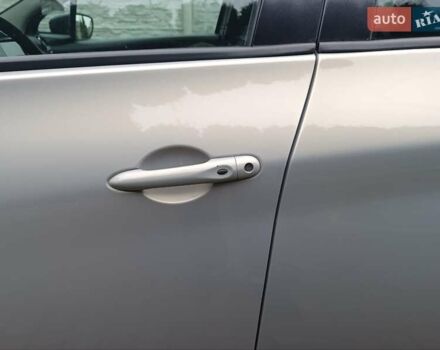 Серый Рено Зое, объемом двигателя 0 л и пробегом 108 тыс. км за 9400 $, фото 34 на Automoto.ua