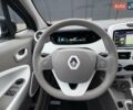 Серый Рено Зое, объемом двигателя 0 л и пробегом 62 тыс. км за 9500 $, фото 19 на Automoto.ua