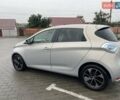 Серый Рено Зое, объемом двигателя 0 л и пробегом 150 тыс. км за 9700 $, фото 4 на Automoto.ua