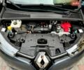 Серый Рено Зое, объемом двигателя 0 л и пробегом 117 тыс. км за 9600 $, фото 61 на Automoto.ua