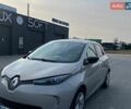 Серый Рено Зое, объемом двигателя 0 л и пробегом 93 тыс. км за 9199 $, фото 5 на Automoto.ua