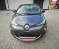 Серый Рено Зое, объемом двигателя 0 л и пробегом 95 тыс. км за 9750 $, фото 2 на Automoto.ua
