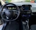 Серый Рено Зое, объемом двигателя 0 л и пробегом 162 тыс. км за 8900 $, фото 5 на Automoto.ua