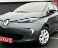 Серый Рено Зое, объемом двигателя 0 л и пробегом 62 тыс. км за 9500 $, фото 2 на Automoto.ua
